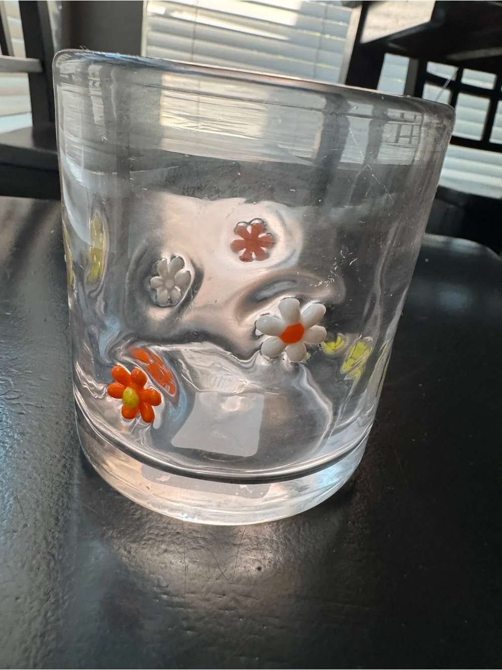 NWT Icon juice  Glass Tumbler with Yellow & Orange Floral Accents daisy set 2